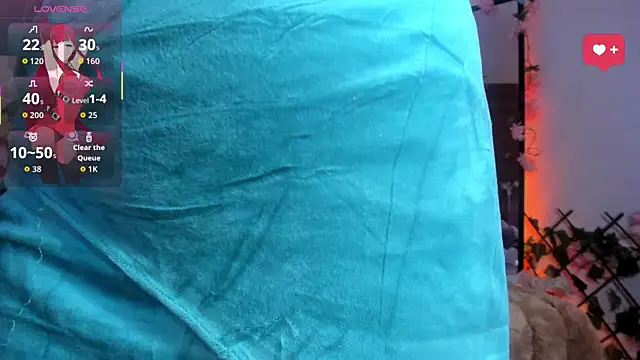 Snapshot of Minami_Nakamura chatting on 10.23.25 Minami Nakamura online show from 10.23.25