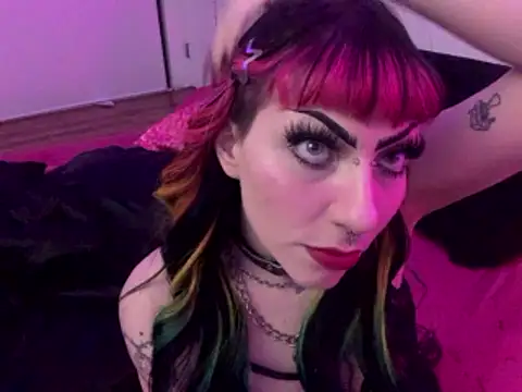 ChrryFoxx online show from 01.12.26