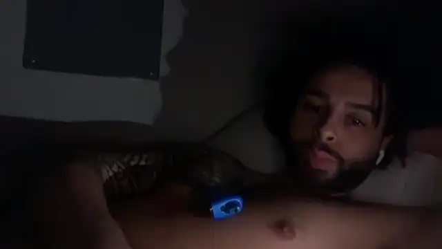 Snapshot of bones4000 chatting on 02.17.26 bones4000 online show from 02.17.26