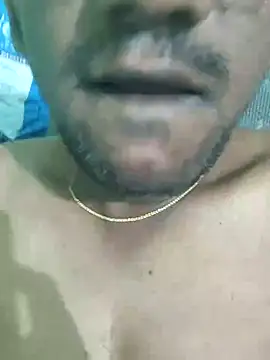 Snapshot of wildfun_ chatting on 03.08.25 wildfun online show from 03.08.25