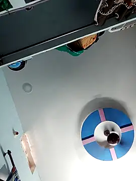 Snapshot of wildfun_ chatting on 10.23.25 wildfun online show from 10.23.25