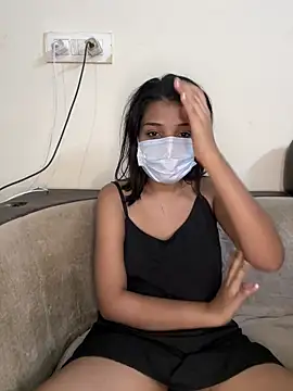 Snapshot of Your_ishani_baby chatting on 10.10.25 Your ishani baby online show from 10.10.25