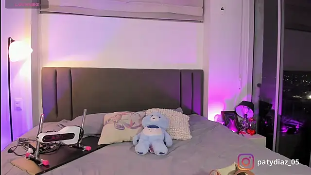 MiiaParker6972 online show from 10.05.25