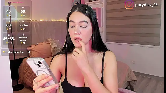 Snapshot of MiiaParker6972 chatting on 02.21.26 MiiaParker6972 online show from 02.21.26