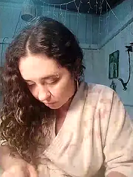 Fellyna online show from 10.04.25