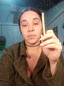 Fellyna online show from 10.21.25