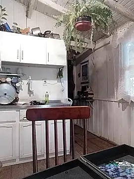 Fellyna online show from 10.26.25