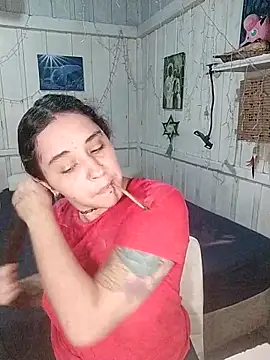 Fellyna online show from 11.05.25