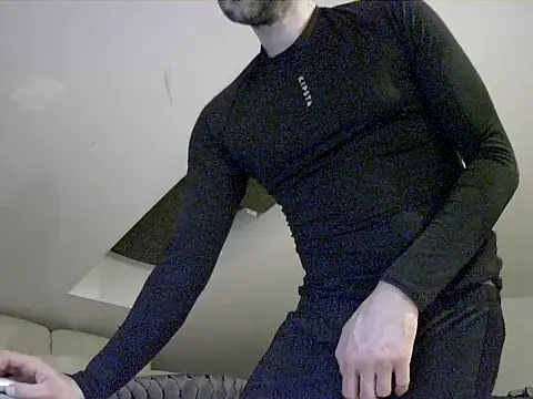 Snapshot of gryzoon chatting on 11.01.25 gryzoon online show from 11.01.25