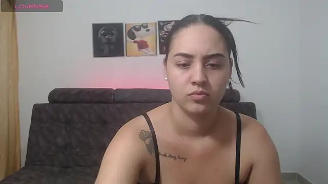 Anthonela Queen online show from 03.16.25