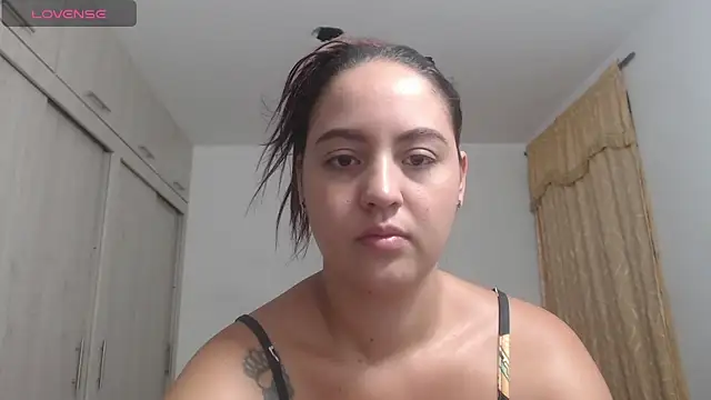 Anthonela Queen online show from 09.18.25