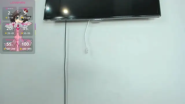 Snapshot of Zirael_swan chatting on 11.14.25 Zirael swan online show from 11.14.25