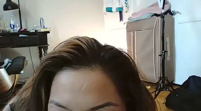 Snapshot of princesskimamii chatting on 03.04.25 princesskimamii online show from 03.04.25