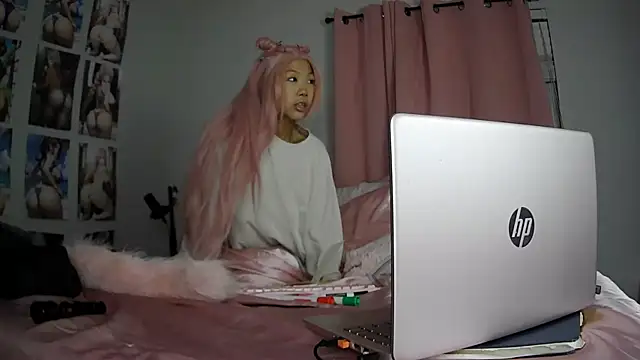 Snapshot of princesskimamii chatting on 09.16.25 princesskimamii online show from 09.16.25