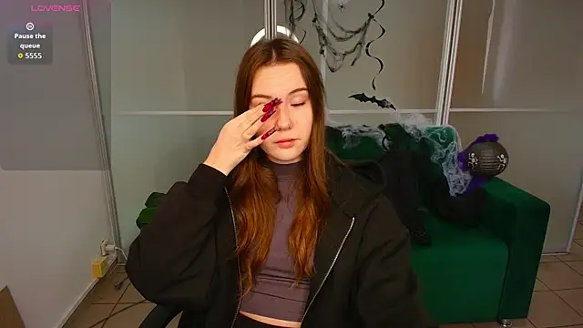 ElenaOconar online show from 11.04.25