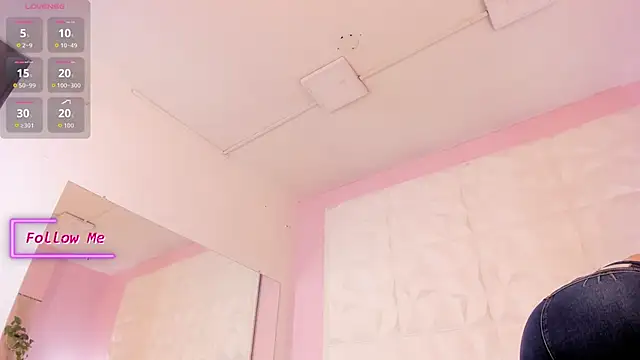 Valeriagomez  online show from 10.04.25