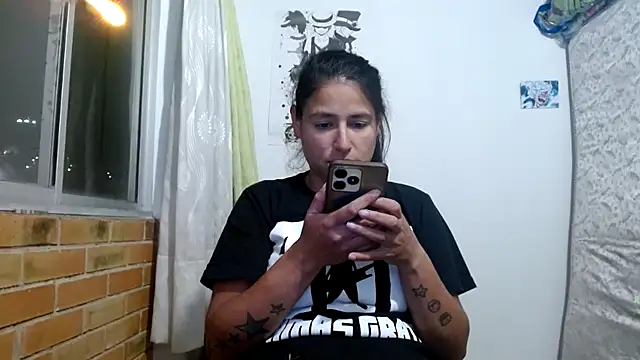 Escarcha-blue online show from 12.02.25