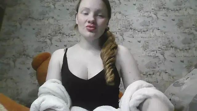 Eveline May online show from 03.06.25
