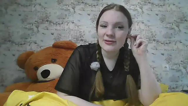 Eveline May online show from 03.21.25