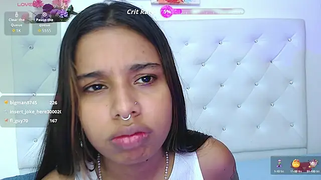 Snapshot of sweetebony_33 chatting on 10.30.25 sweetebony 33 online show from 10.30.25