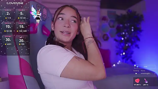 Snapshot of issa_monterrey chatting on 09.29.25 issa monterrey online show from 09.29.25