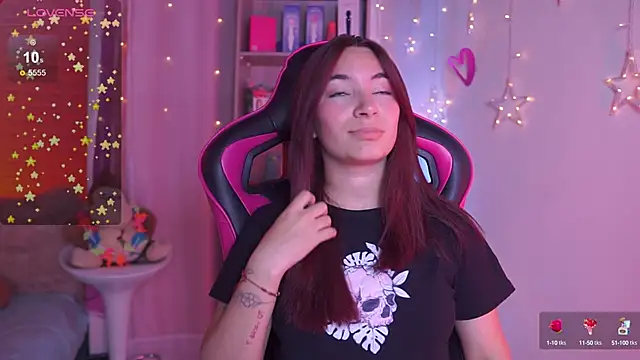 Snapshot of issa_monterrey chatting on 10.06.25 issa monterrey online show from 10.06.25