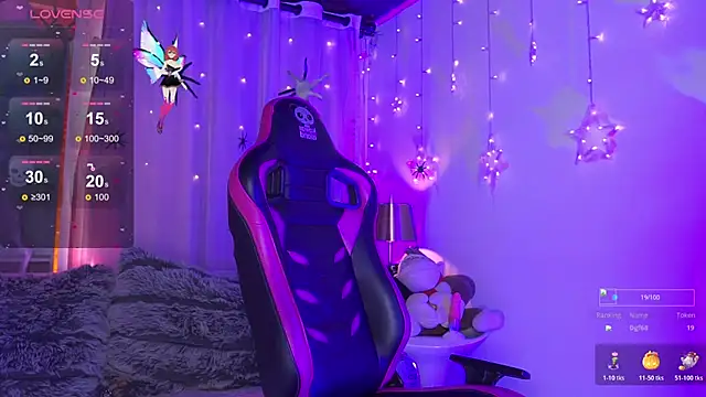 Snapshot of issa_monterrey chatting on 10.31.25 issa monterrey online show from 10.31.25