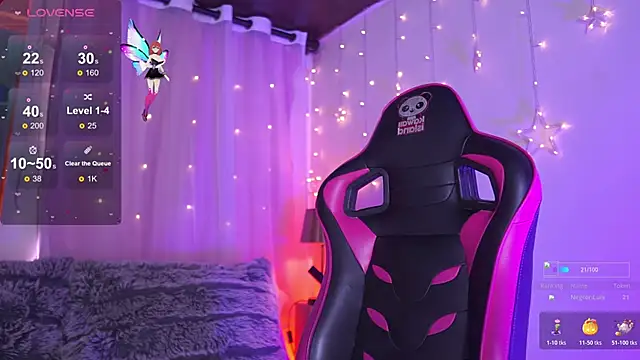 Snapshot of issa_monterrey chatting on 11.04.25 issa monterrey online show from 11.04.25