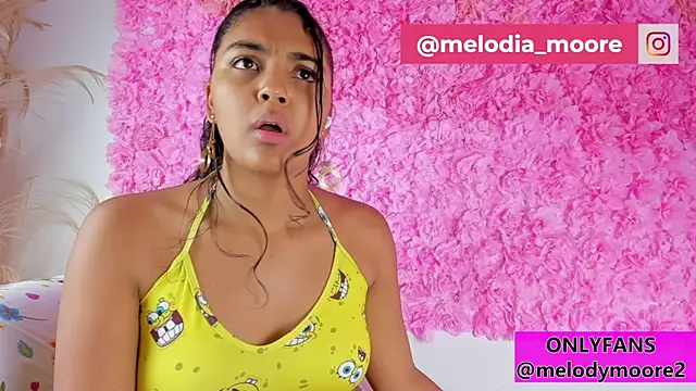 Melodymoore  online show from 10.12.25