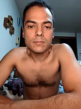 Snapshot of galhegol chatting on 10.22.25 galhegol online show from 10.22.25