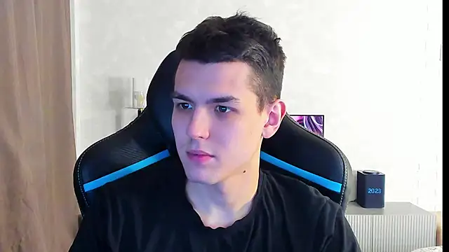 TravisRevas online show from 03.14.25