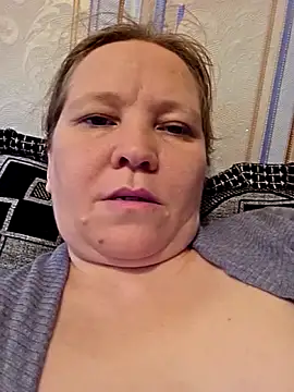 Snapshot of -Kathrine_kit- chatting on 10.14.25 -Kathrine kit- online show from 10.14.25