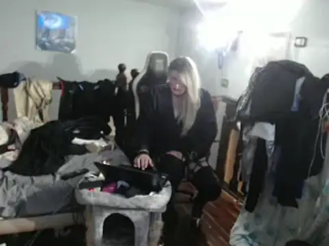 Snapshot of emmex671 chatting on 03.09.25 emmex671 online show from 03.09.25