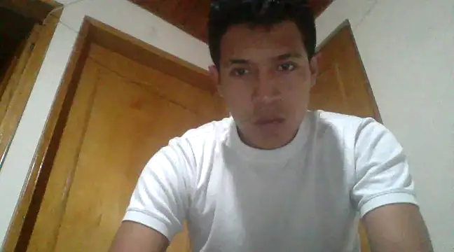 Snapshot of TuVergaRica69 chatting on 02.27.25 TuVergaRica69 online show from 02.27.25