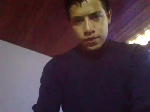 Snapshot of TuVergaRica69 chatting on 02.28.25 TuVergaRica69 online show from 02.28.25
