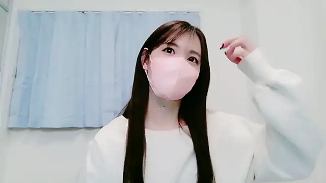 Snapshot of NANA_7 chatting on 12.16.25 NANA 7 online show from 12.16.25