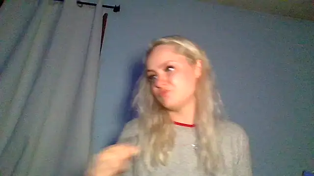 sluttypumpkin online show from 07.10.26
