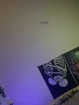 Snapshot of 1Zoey101 chatting on 02.08.26 1Zoey101 online show from 02.08.26