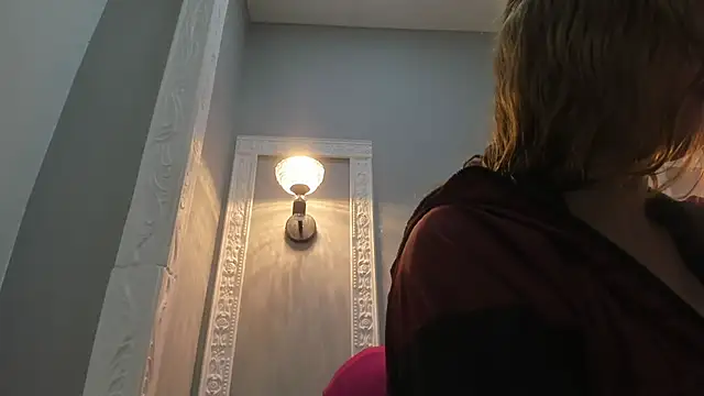 Bonniie 22 online show from 12.15.25