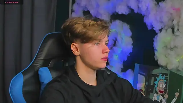 Snapshot of Jean_Wilsons chatting on 10.13.25 Jean Wilsons online show from 10.13.25