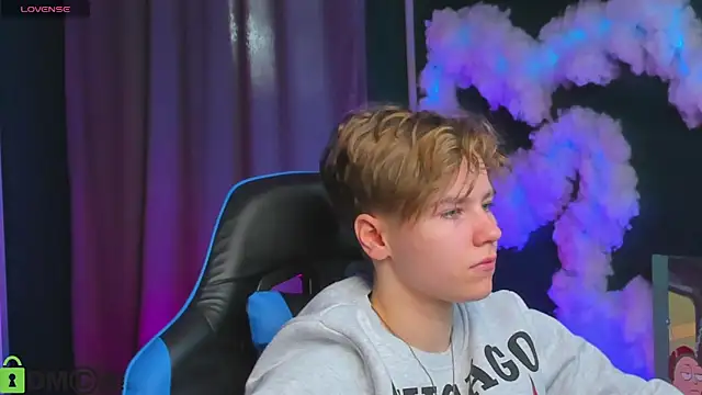 Snapshot of Jean_Wilsons chatting on 10.14.25 Jean Wilsons online show from 10.14.25