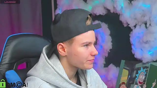 Snapshot of Jean_Wilsons chatting on 10.17.25 Jean Wilsons online show from 10.17.25