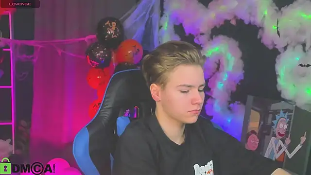 Snapshot of Jean_Wilsons chatting on 11.02.25 Jean Wilsons online show from 11.02.25