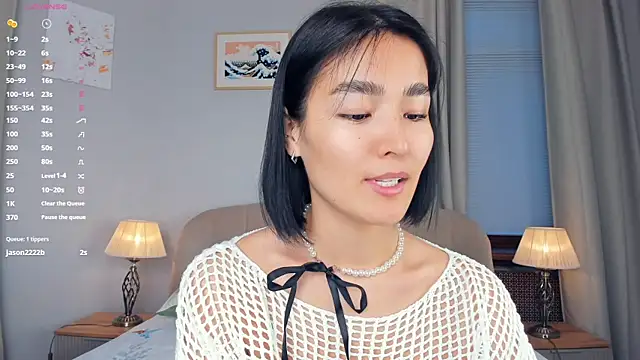 RanelDiva online show from 10.19.25