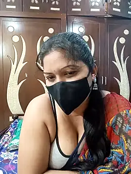 Snapshot of Bagi-Sexy chatting on 02.08.26 Bagi-Sexy online show from 02.08.26