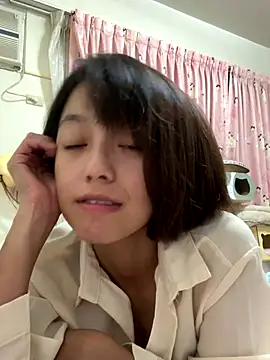 Snapshot of ladypaggy chatting on 09.25.25 ladypaggy online show from 09.25.25