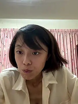 Snapshot of ladypaggy chatting on 10.02.25 ladypaggy online show from 10.02.25