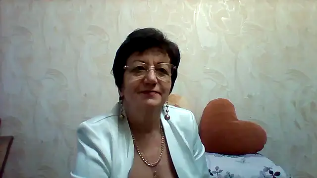 Snapshot of Lota5821 chatting on 03.18.25 Lota5821 online show from 03.18.25