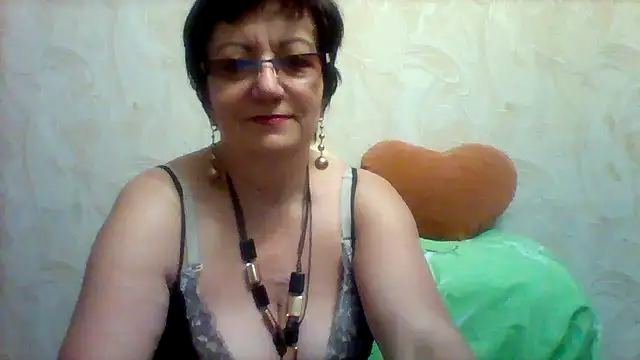 Snapshot of Lota5821 chatting on 03.22.25 Lota5821 online show from 03.22.25