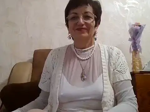 Snapshot of Lota5821 chatting on 10.24.25 Lota5821 online show from 10.24.25